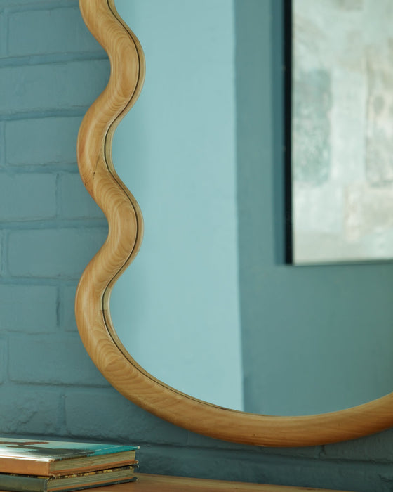 Serendis Accent Mirror