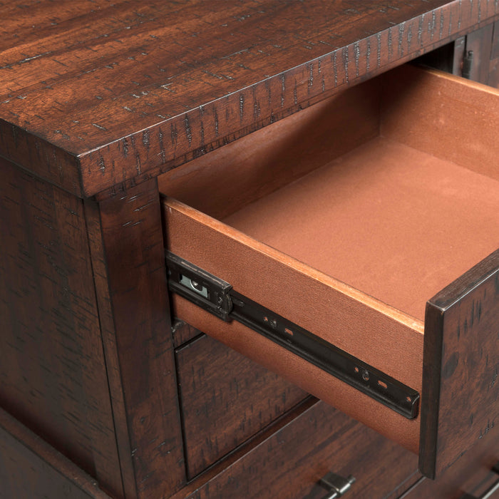 Jax Dresser