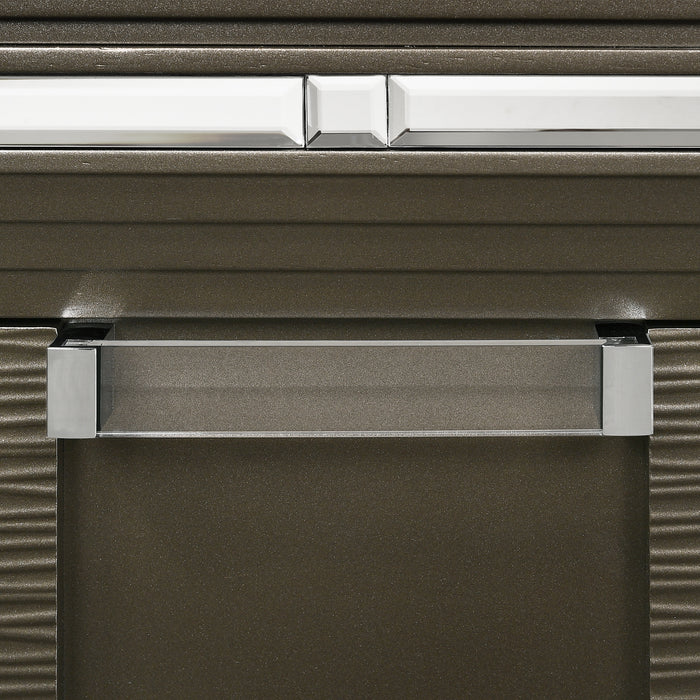 Twenty Nine Dresser