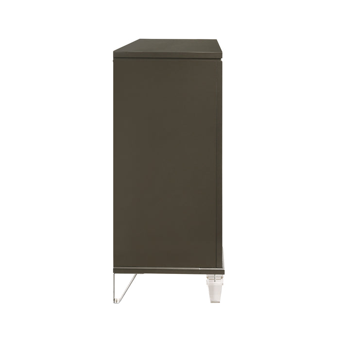 Twenty Nine Dresser
